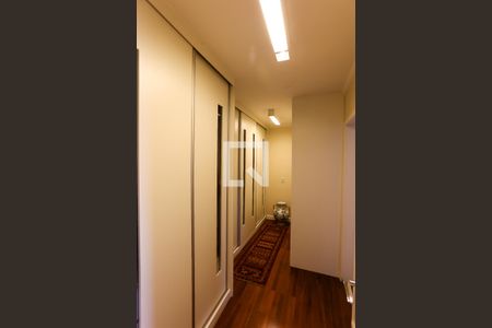 Apartamento à venda com 230m², 3 quartos e 4 vagas Apartamento à venda com 230m², 3 quartos e 4 vagasCloset da suíte 3