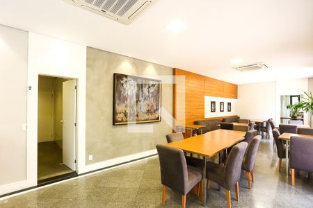 Apartamento à venda com 230m², 3 quartos e 4 vagas Apartamento à venda com 230m², 3 quartos e 4 vagasÁrea comum - Salão de festas