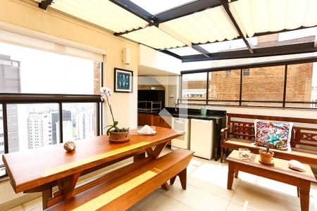 Apartamento à venda com 230m², 3 quartos e 4 vagas Apartamento à venda com 230m², 3 quartos e 4 vagaschurrasqueira da cobertura