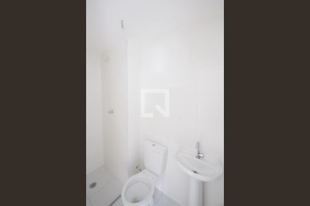 Apartamento à venda com 32m², 2 quartos e sem vaga Apartamento à venda com 32m², 2 quartos e sem vagaBanheiro