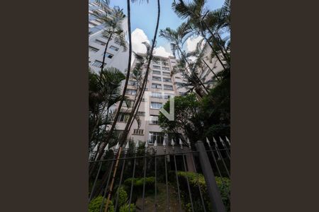 Apartamento à venda com 42m², 1 quarto e sem vaga Apartamento à venda com 42m², 1 quarto e sem vagaFachada