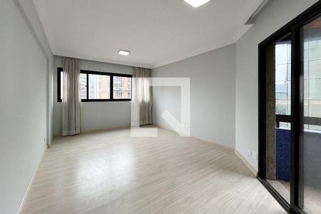 Sala de apartamento à venda com 2 quartos, 89m² em Vila Olímpia, São Paulo