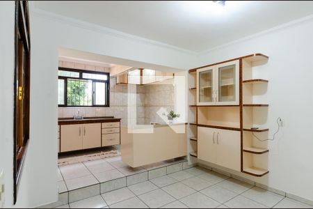 Casa para alugar com 148m², 2 quartos e 2 vagasCozinha