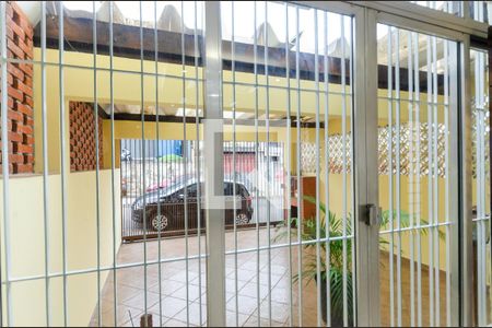 Sala de casa para alugar com 2 quartos, 148m² em Vila Zat, São Paulo