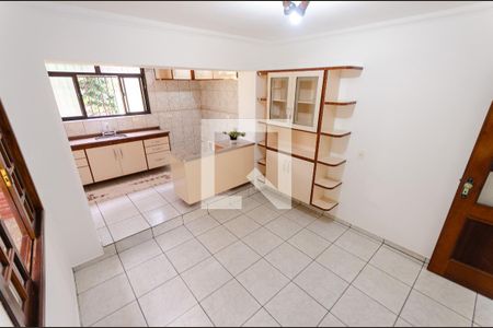 Casa para alugar com 148m², 2 quartos e 2 vagasCozinha