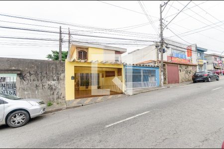 Casa para alugar com 148m², 2 quartos e 2 vagasFachada