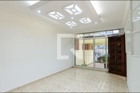 Sala de casa para alugar com 2 quartos, 148m² em Vila Zat, São Paulo