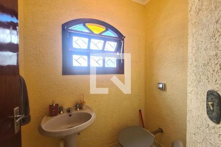 Casa à venda com 300m², 4 quartos e 4 vagasLavabo