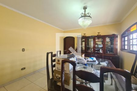 Casa à venda com 300m², 4 quartos e 4 vagasSala de Jantar