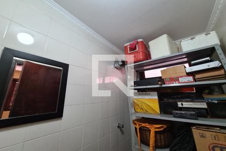 Casa à venda com 300m², 4 quartos e 4 vagasBanheiro do Quarto 2