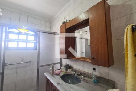 Casa à venda com 300m², 4 quartos e 4 vagasBanheiro do Quarto 1