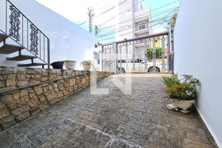 Casa à venda com 300m², 4 quartos e 4 vagasQuintal