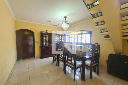 Casa à venda com 300m², 4 quartos e 4 vagasSala de Jantar