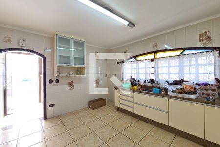 Casa à venda com 300m², 4 quartos e 4 vagasCozinha