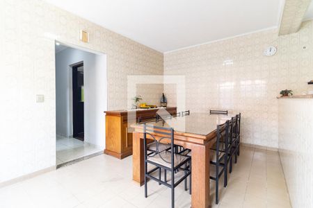 Casa à venda com 400m², 3 quartos e 6 vagas Casa à venda com 400m², 3 quartos e 6 vagasCozinha