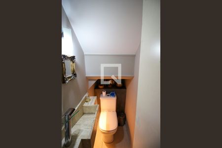 Casa de condomínio à venda com 68m², 2 quartos e 1 vagaBanheiro / Social