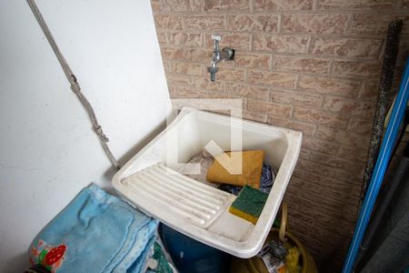 Casa de condomínio à venda com 68m², 2 quartos e 1 vagaÁrea de Serviço