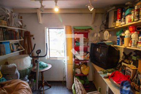 Casa de condomínio à venda com 68m², 2 quartos e 1 vagaSótão