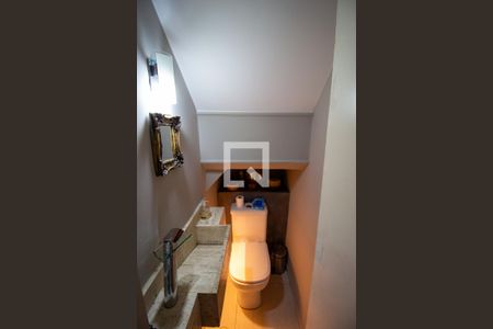 Casa de condomínio à venda com 68m², 2 quartos e 1 vagaBanheiro / Social