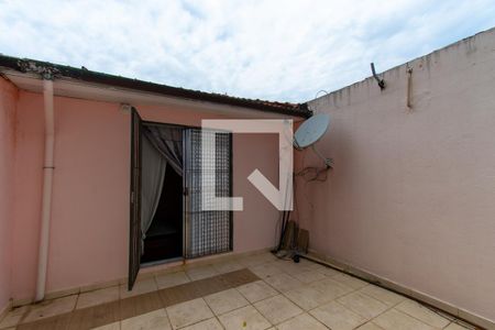 Casa para alugar com 62m², 2 quartos e 1 vaga Casa para alugar com 62m², 2 quartos e 1 vagaVaranda do Quarto 1