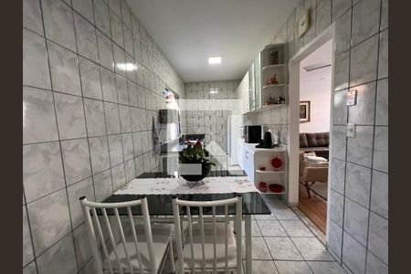 Cozinha de casa de condomínio à venda com 2 quartos, 64m² em Alvorada, Contagem
