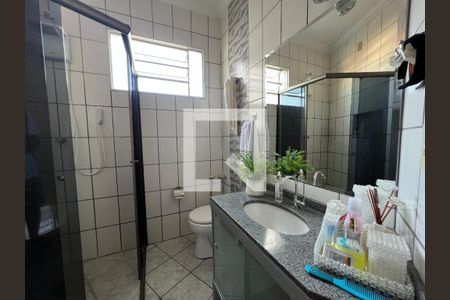 Banheiro  de casa de condomínio à venda com 2 quartos, 64m² em Alvorada, Contagem