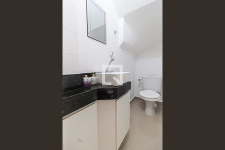 Casa de condomínio à venda com 71m², 2 quartos e 2 vagasLavabo