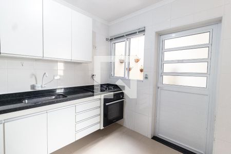 Casa de condomínio à venda com 71m², 2 quartos e 2 vagasCozinha