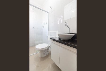 Casa de condomínio à venda com 71m², 2 quartos e 2 vagasSuíte