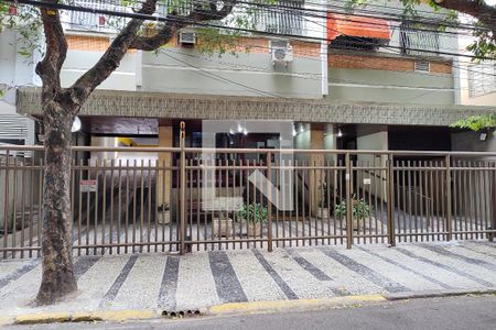 Apartamento para alugar com 70m², 2 quartos e 1 vaga Apartamento para alugar com 70m², 2 quartos e 1 vagaFachada do condomínio