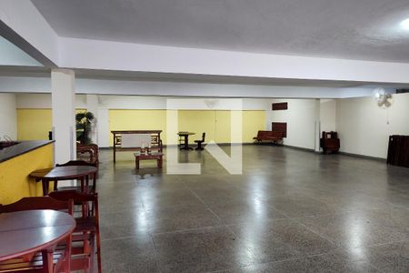 Apartamento para alugar com 70m², 2 quartos e 1 vaga Apartamento para alugar com 70m², 2 quartos e 1 vagaÁrea comum - Salão de festas