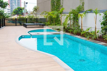 Apartamento à venda com 85m², 2 quartos e 2 vagas Apartamento à venda com 85m², 2 quartos e 2 vagasÁrea comum - Piscina