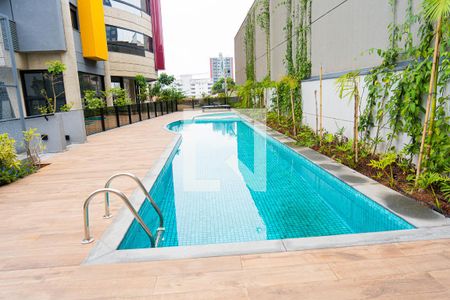 Apartamento à venda com 85m², 2 quartos e 2 vagas Apartamento à venda com 85m², 2 quartos e 2 vagasÁrea comum - Piscina