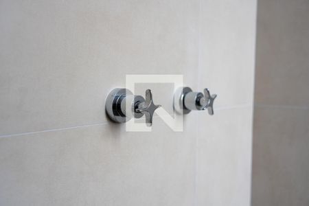 Apartamento à venda com 85m², 2 quartos e 2 vagas Apartamento à venda com 85m², 2 quartos e 2 vagasBanheiro