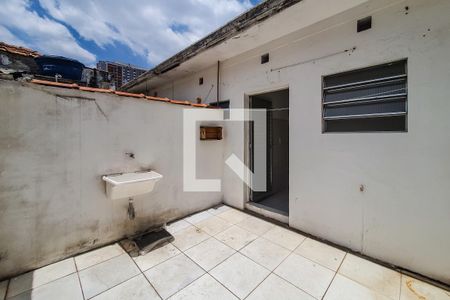 Casa para alugar com 57m², 1 quarto e sem vaga Casa para alugar com 57m², 1 quarto e sem vagaÁrea de Serviço