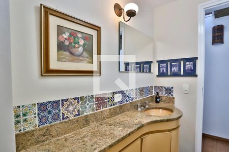 Casa à venda com 300m², 3 quartos e 3 vagasBanheiro do Quarto 3