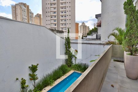 Casa à venda com 300m², 3 quartos e 3 vagasSacada Quarto 1