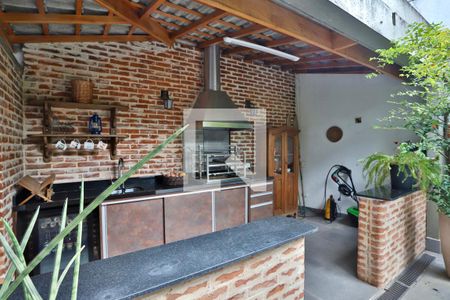 Casa à venda com 300m², 3 quartos e 3 vagasChurrasqueira