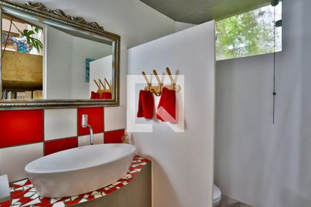 Casa à venda com 300m², 3 quartos e 3 vagasLavabo