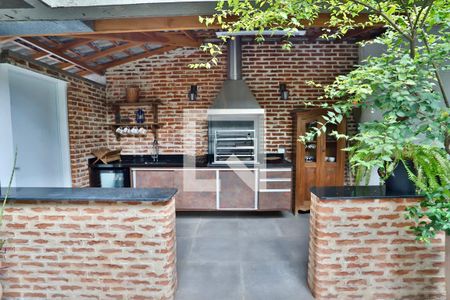 Casa à venda com 300m², 3 quartos e 3 vagasChurrasqueira