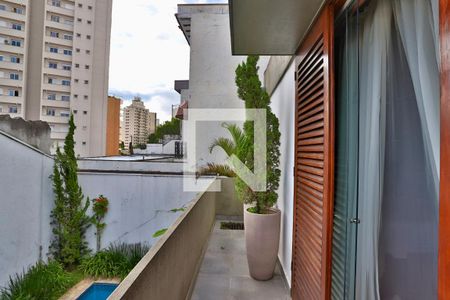 Casa à venda com 300m², 3 quartos e 3 vagasSacada Quarto 1