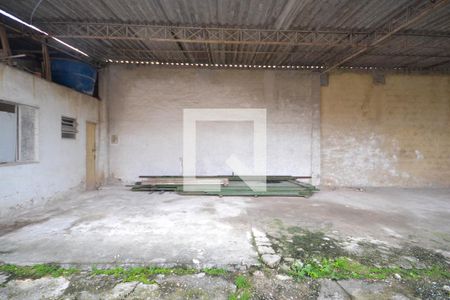 Casa para alugar com 800m², 2 quartos e 8 vagasQuintal 