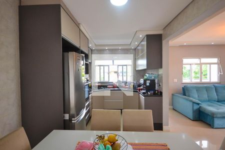 Casa para alugar com 800m², 2 quartos e 8 vagasCozinha