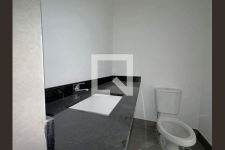 Banheiro de apartamento para alugar com 1 quarto, 37m² em Marechal Rondon, Canoas