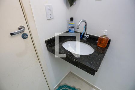 Lavabo - detalhes de casa de condomínio para alugar com 2 quartos, 40m² em Chácara Ondas Verdes, Cotia