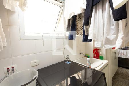 Apartamento à venda com 125m², 3 quartos e 2 vagas Apartamento à venda com 125m², 3 quartos e 2 vagasÁrea de Serviço