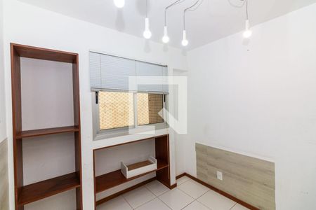 Quarto 1 de apartamento para alugar com 2 quartos, 60m² em Setor de Habitações Individuais Norte, Brasília