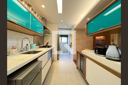 Apartamento para alugar com 110m², 3 quartos e 2 vagas Apartamento para alugar com 110m², 3 quartos e 2 vagasCozinha