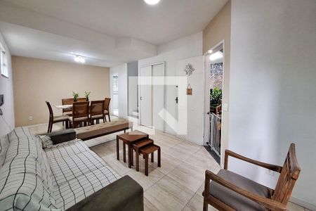 Sala de casa de condomínio à venda com 3 quartos, 106m² em Várzea das Moças, Niterói