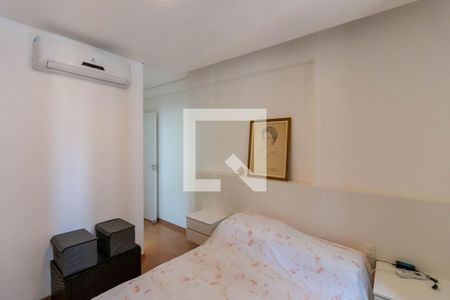 Quarto Suíte de apartamento à venda com 2 quartos, 69m² em Grajaú, Belo Horizonte